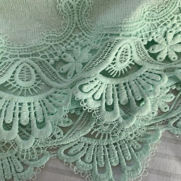 Soft Surroundings Tunic Top Sweater Women PL Crochet Hem Long Sleeve Mint Green - Picture 11 of 12